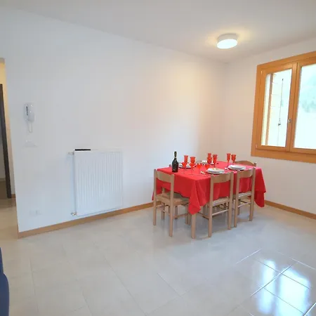 Dom wakacyjny Casa Campone 1 E 2 *